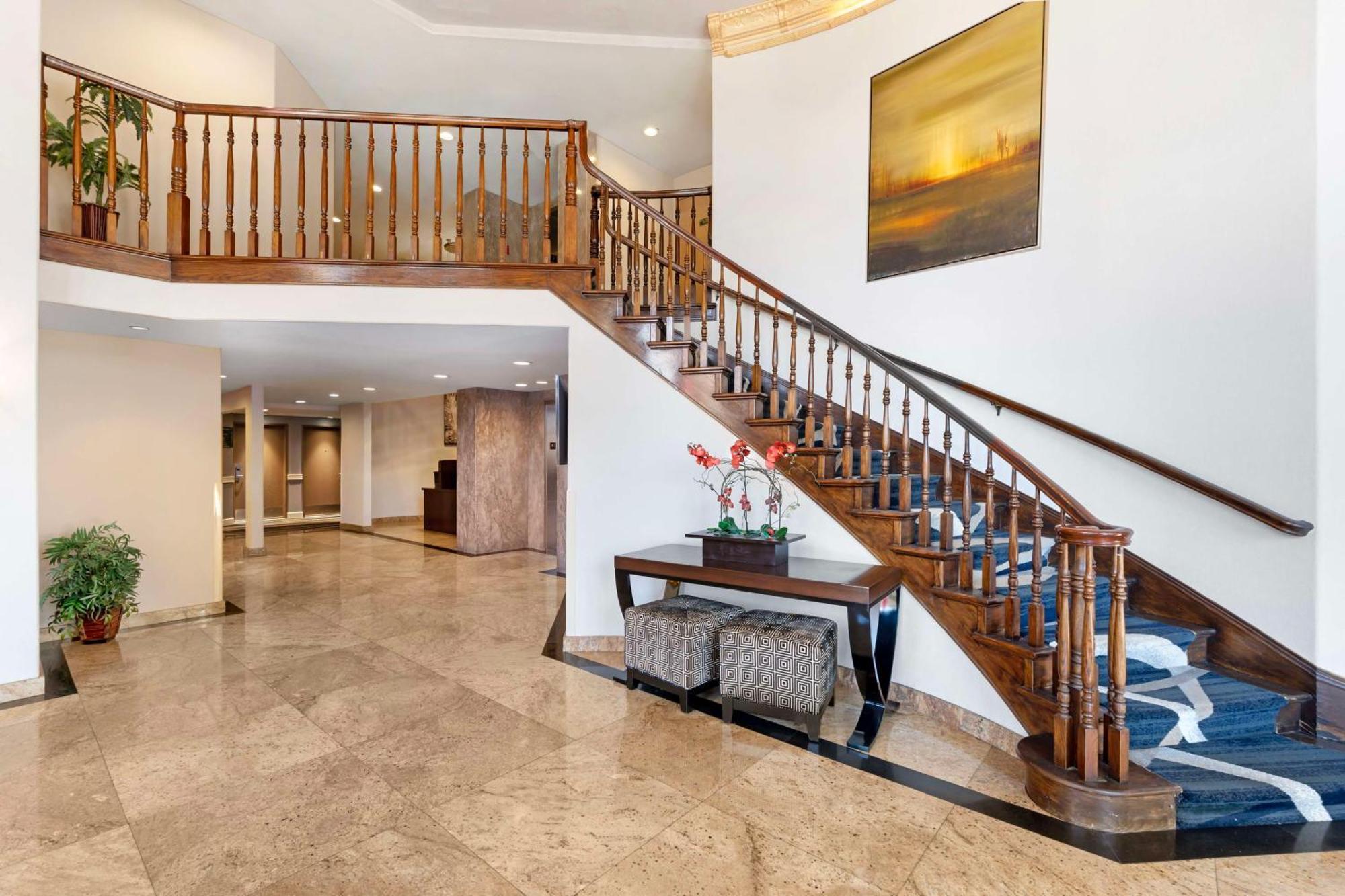 Best Western Plus Newport Mesa Inn Коста Меса Экстерьер фото