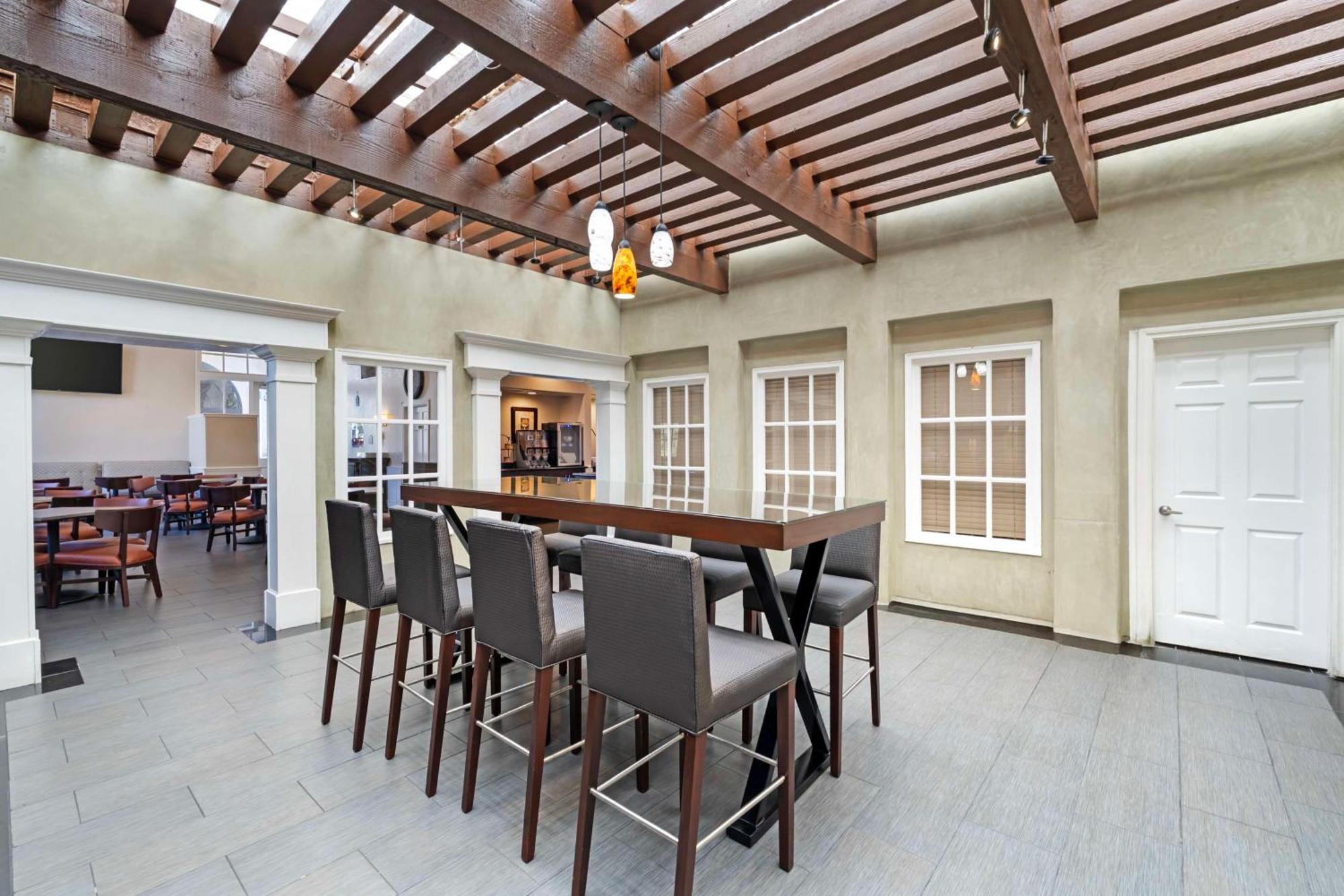 Best Western Plus Newport Mesa Inn Коста Меса Экстерьер фото
